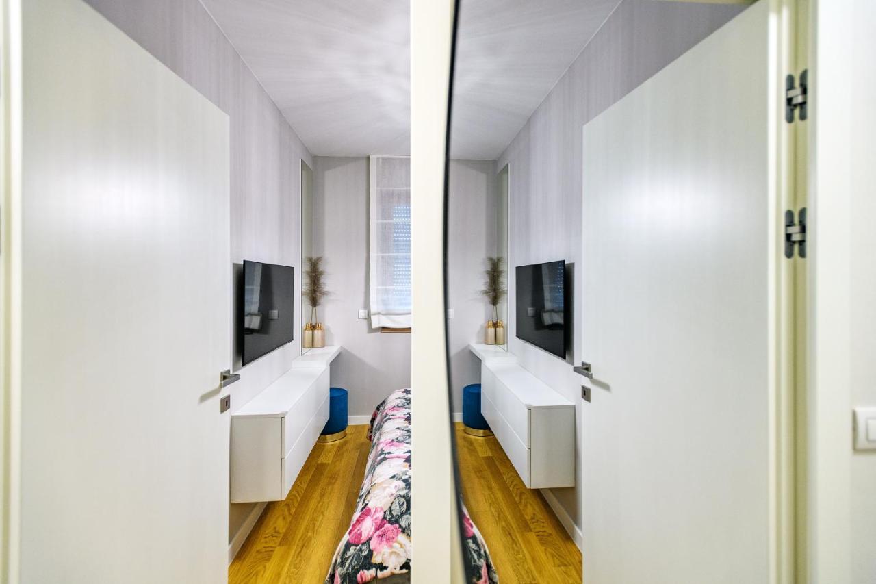 Luxury Apartment Sunset Zadar - With Garage And Balcony Exterior photo